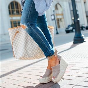 New Marc Fisher Adalyn Espadrilles Wedge size 5